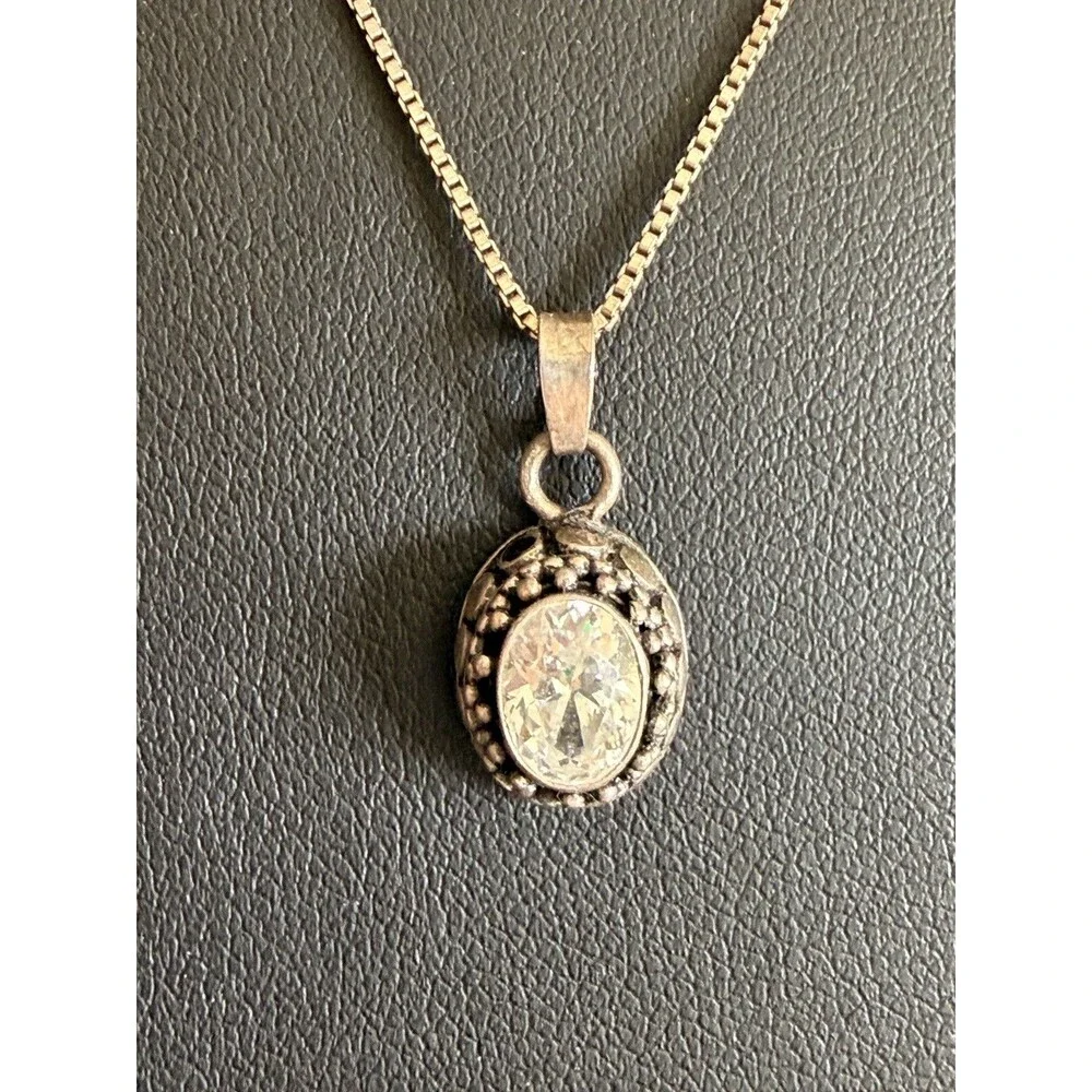 925 Sterling Silver Oval Clear Gemstone Pendant Necklace Vintage boho native